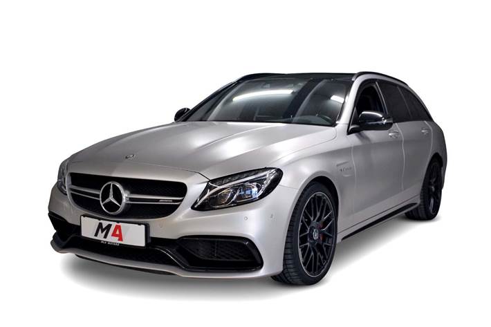 Sølv Mercedes C63 fra 2016
