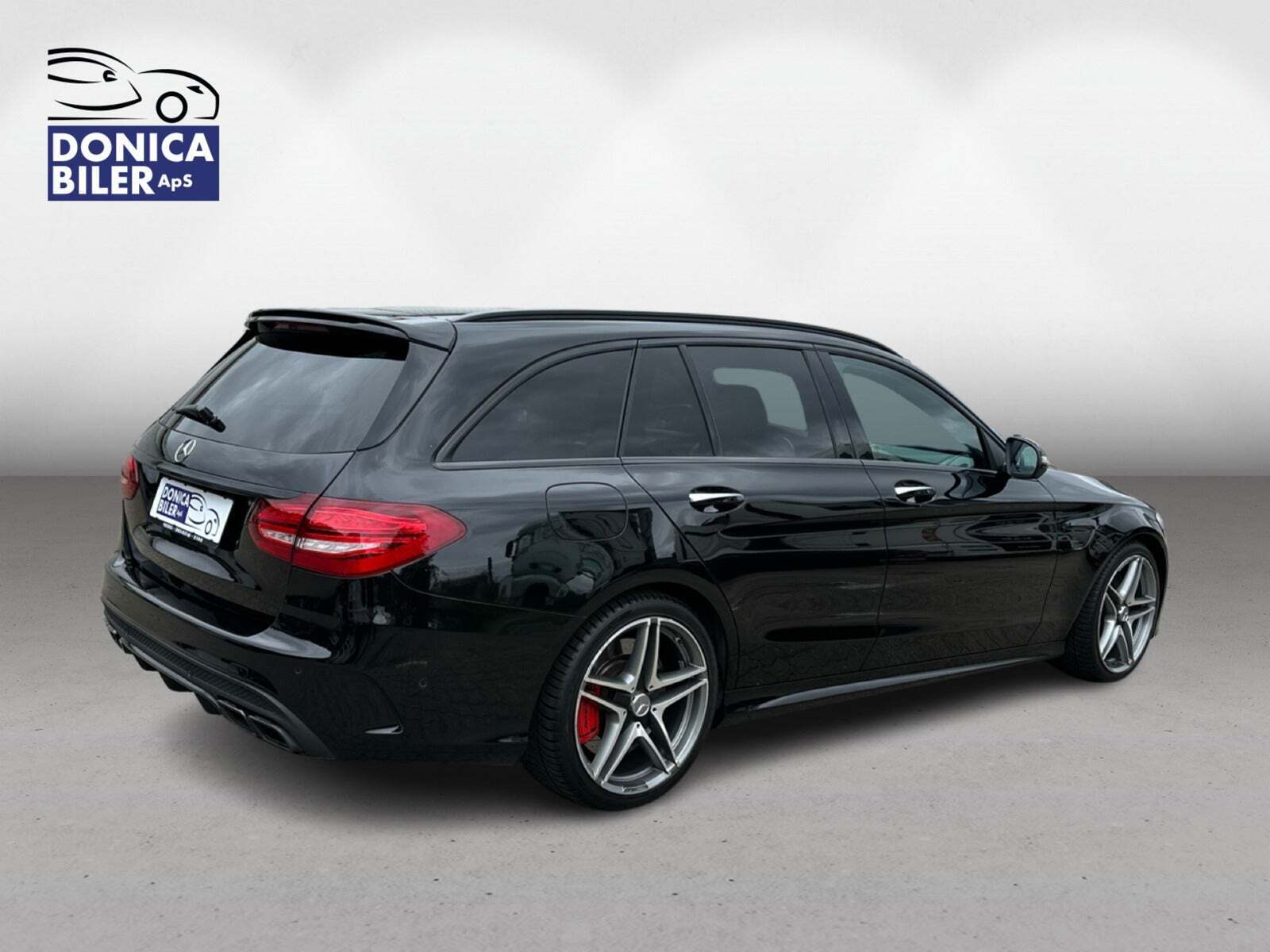 Sort Mercedes C63 fra 2016
