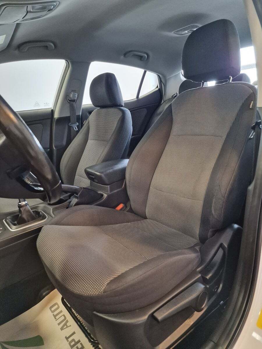 Hvid Kia Optima fra 2014