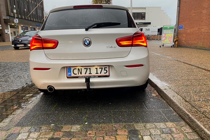 Hvid BMW 1-Serie fra 2017
