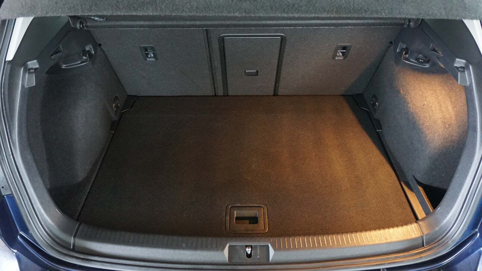 Blå VW Golf VII fra 2014