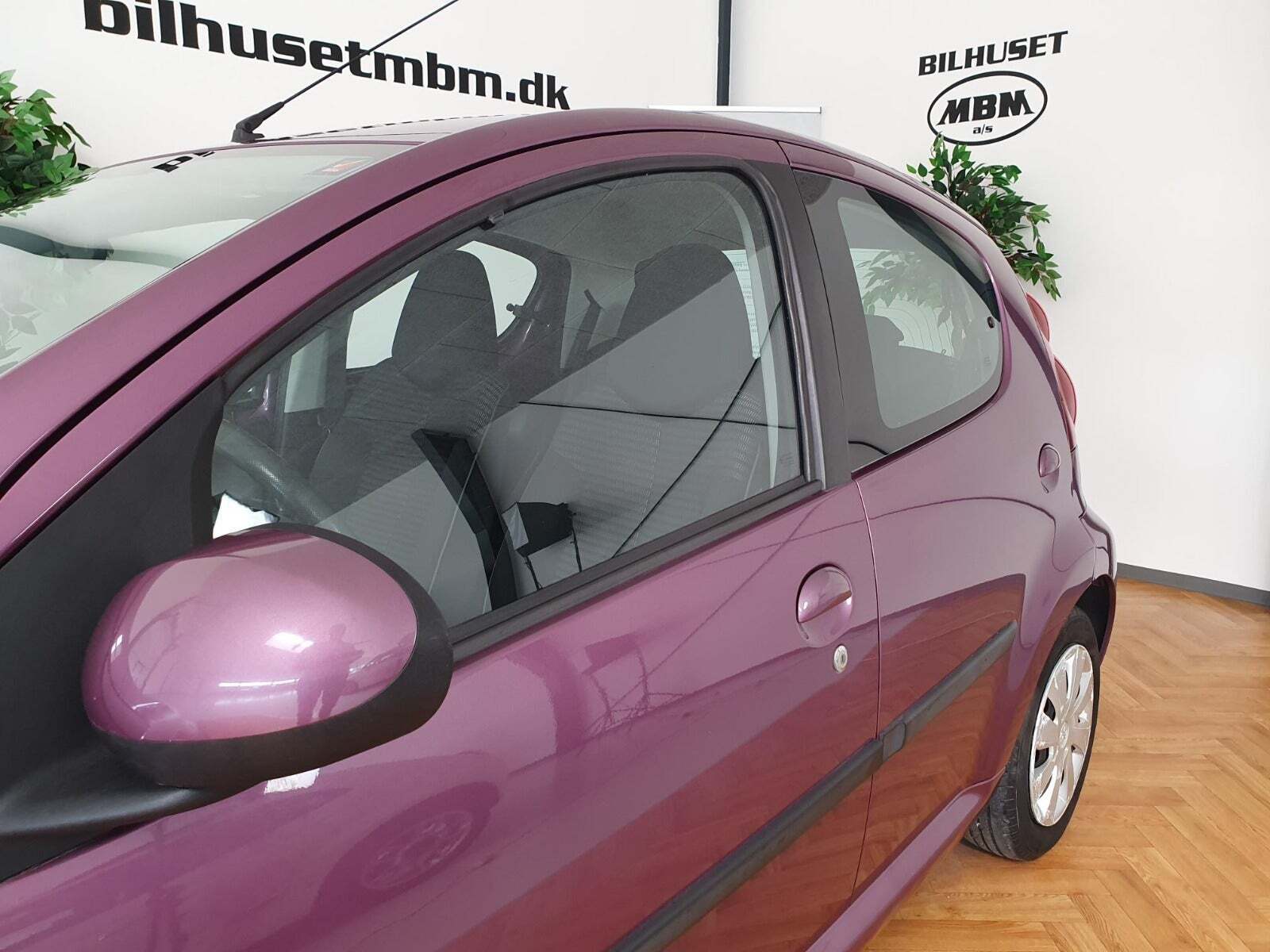 undefined Peugeot 107 fra 2013