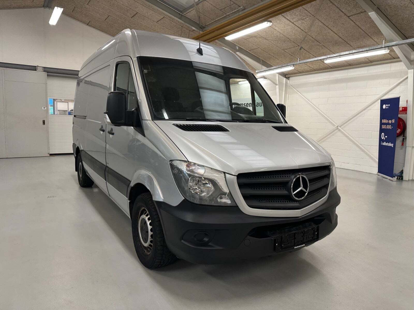 Sølv Mercedes Sprinter 316 fra 2018