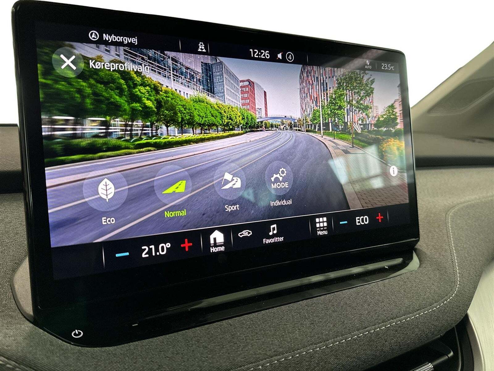 Grøn Skoda Enyaq fra 2022