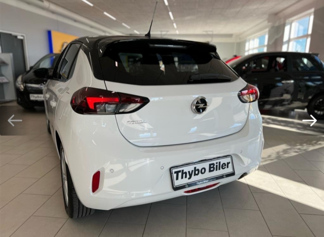 Hvid Opel Corsa fra 2021
