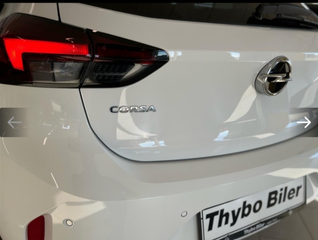 Hvid Opel Corsa fra 2021