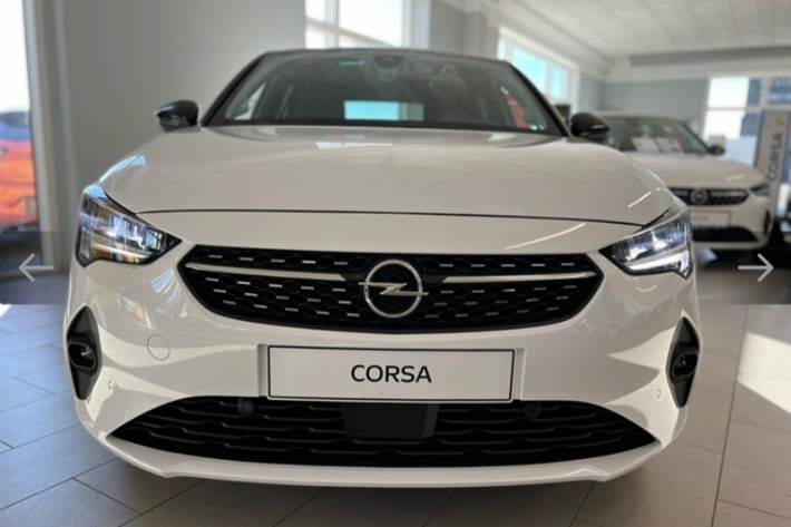 Hvid Opel Corsa fra 2021