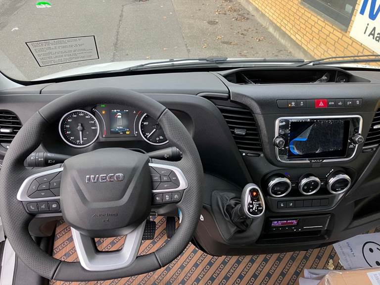 Iveco Daily 3,0 70C21 Chassis AG8