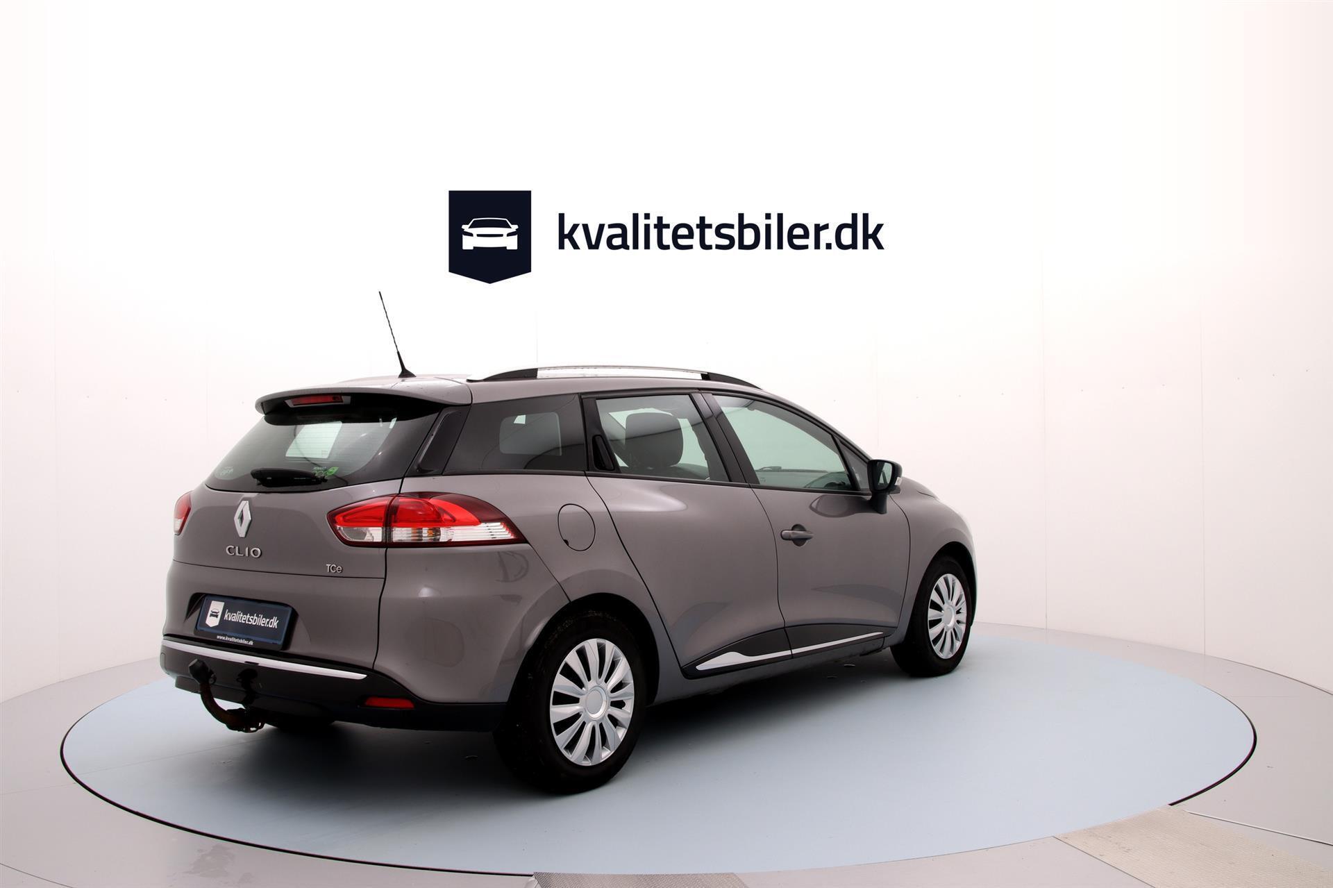 Grå Renault Clio fra 2016
