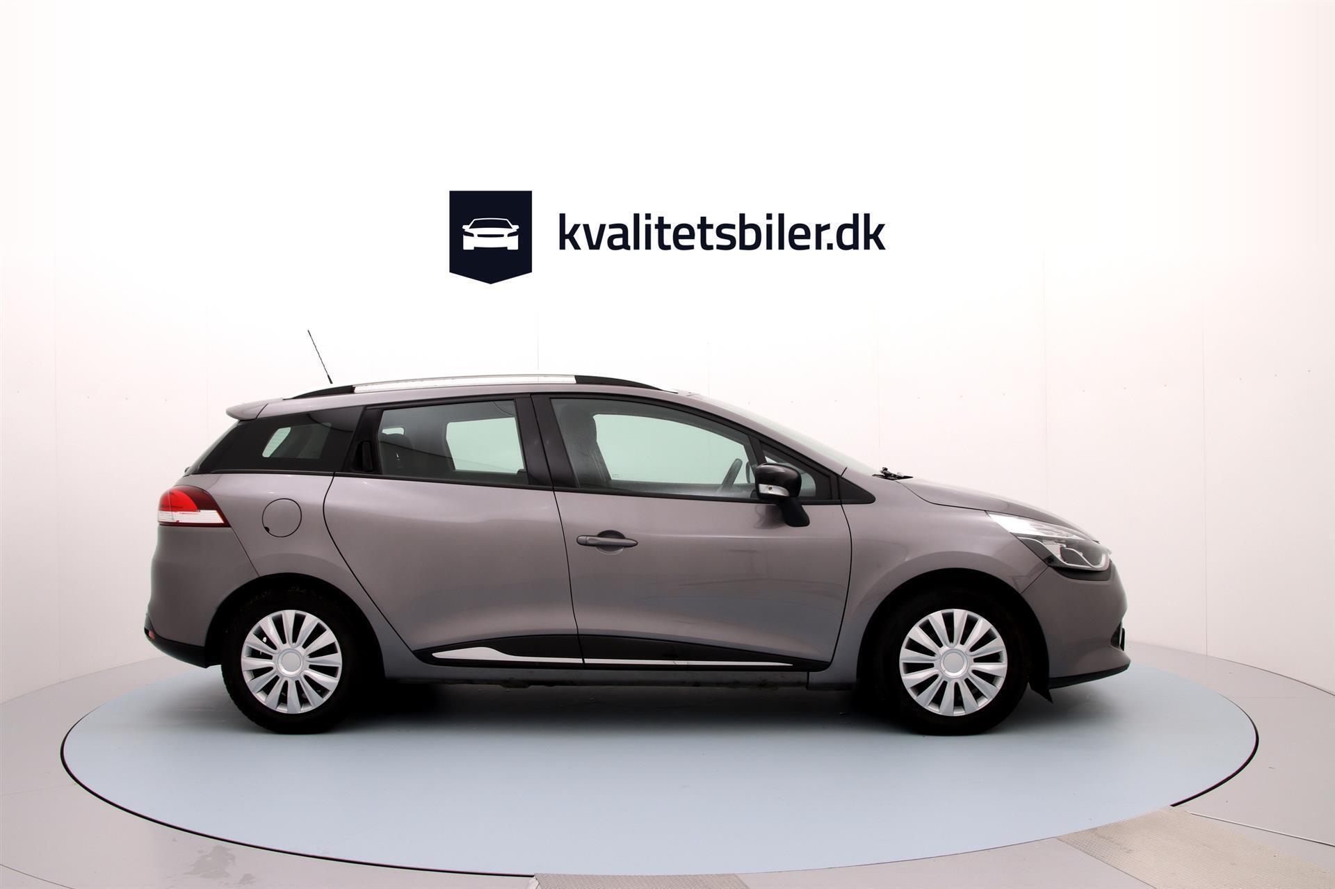 Grå Renault Clio fra 2016