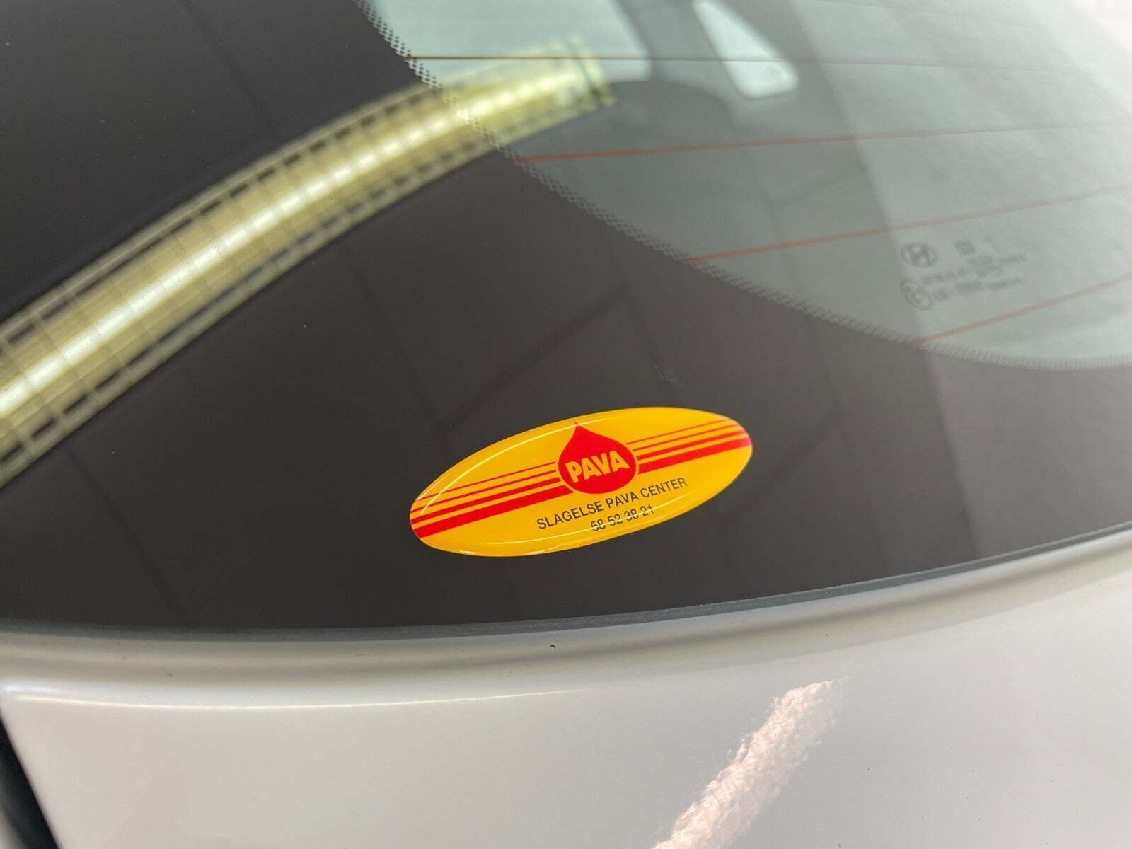 Grå Hyundai Kona fra 2020