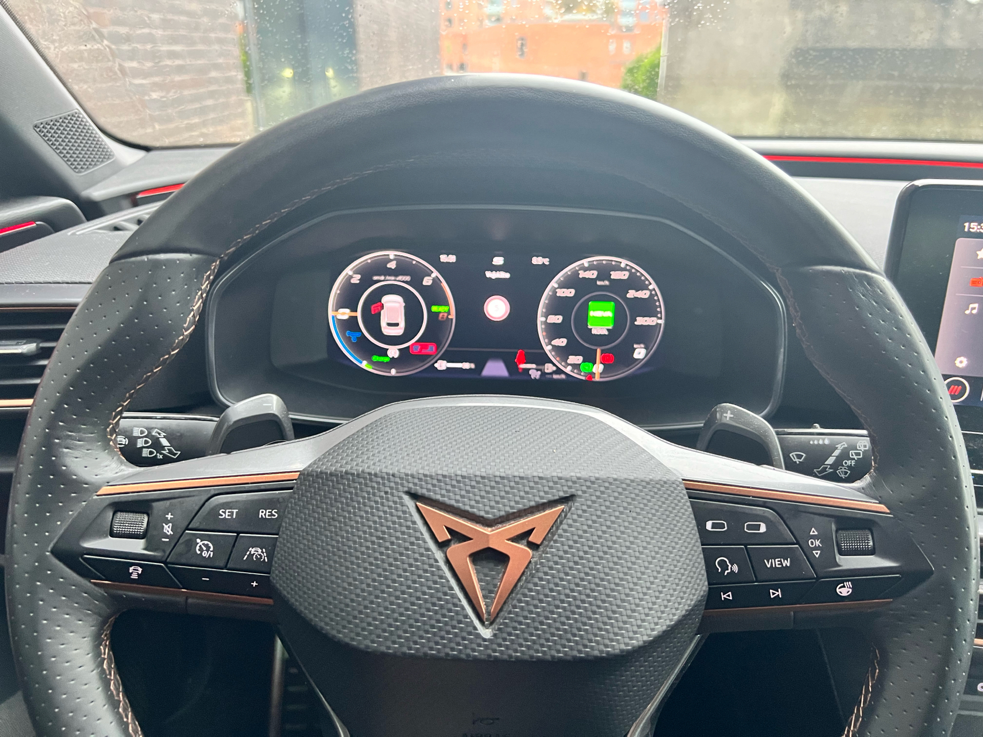 Hvid Cupra Leon fra 2021