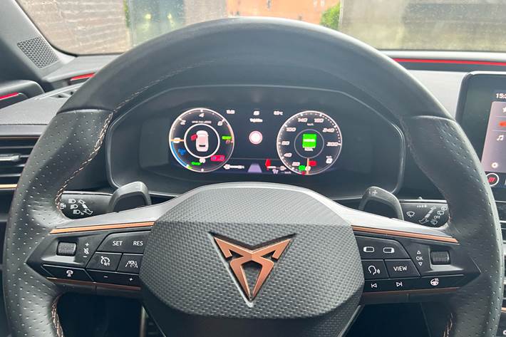 Hvid Cupra Leon fra 2021