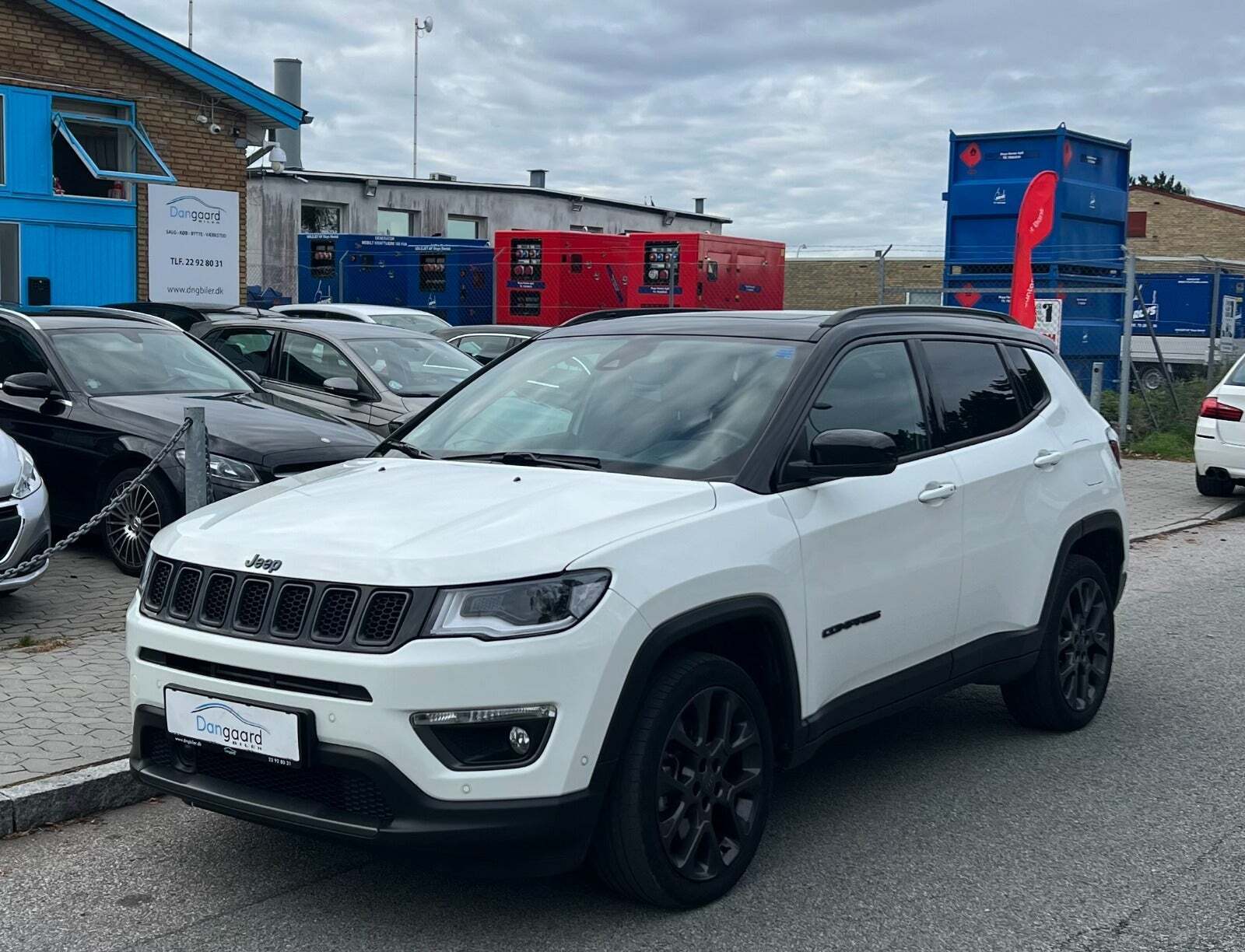 Hvid Jeep Compass fra 2020