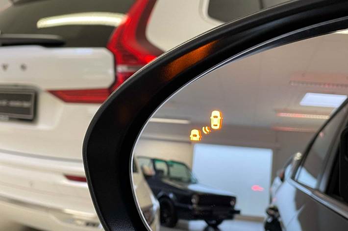 Grå Hyundai Ioniq fra 2018