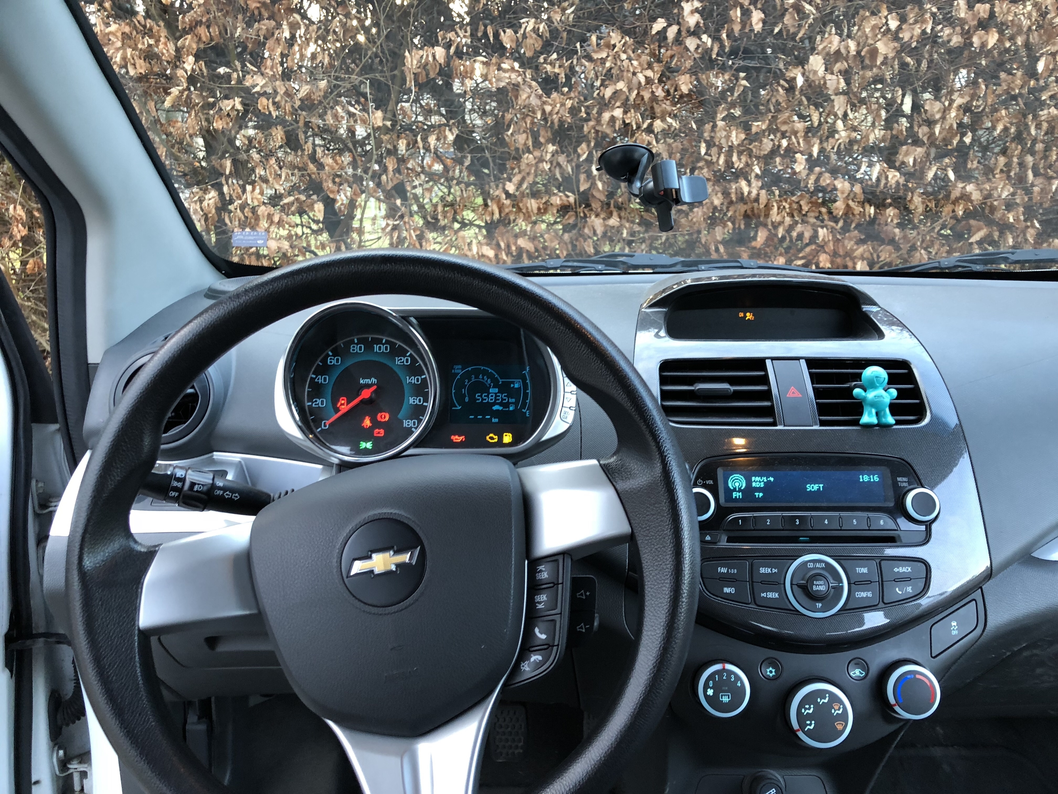 Hvid Chevrolet Spark fra 2014