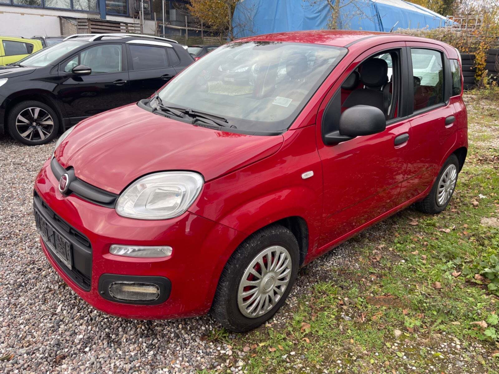 Rød Fiat Panda fra 2013