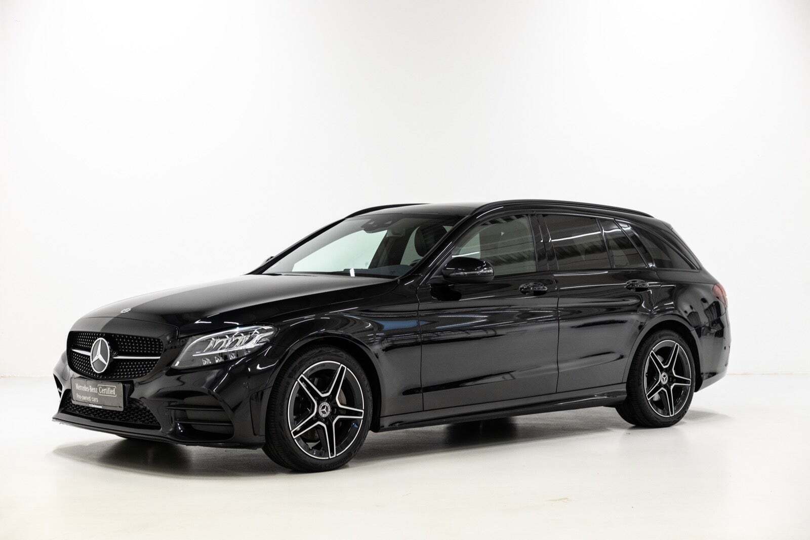 Grå Mercedes C220 d fra 2021