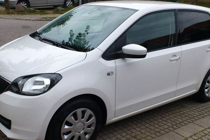 Hvid Skoda Citigo fra 2012