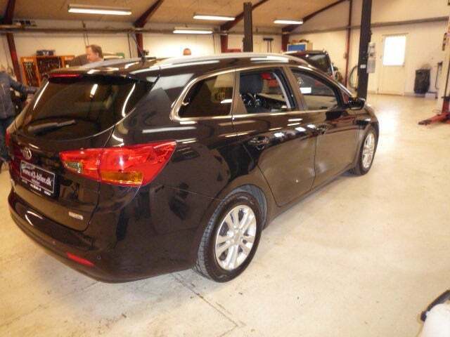 Sort Kia Ceed fra 2015
