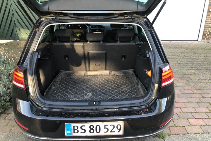 Sort VW Golf fra 2017
