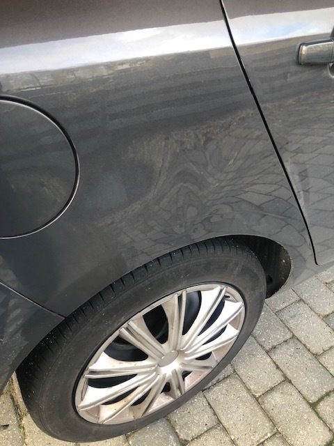 Grå Opel Zafira fra 2014