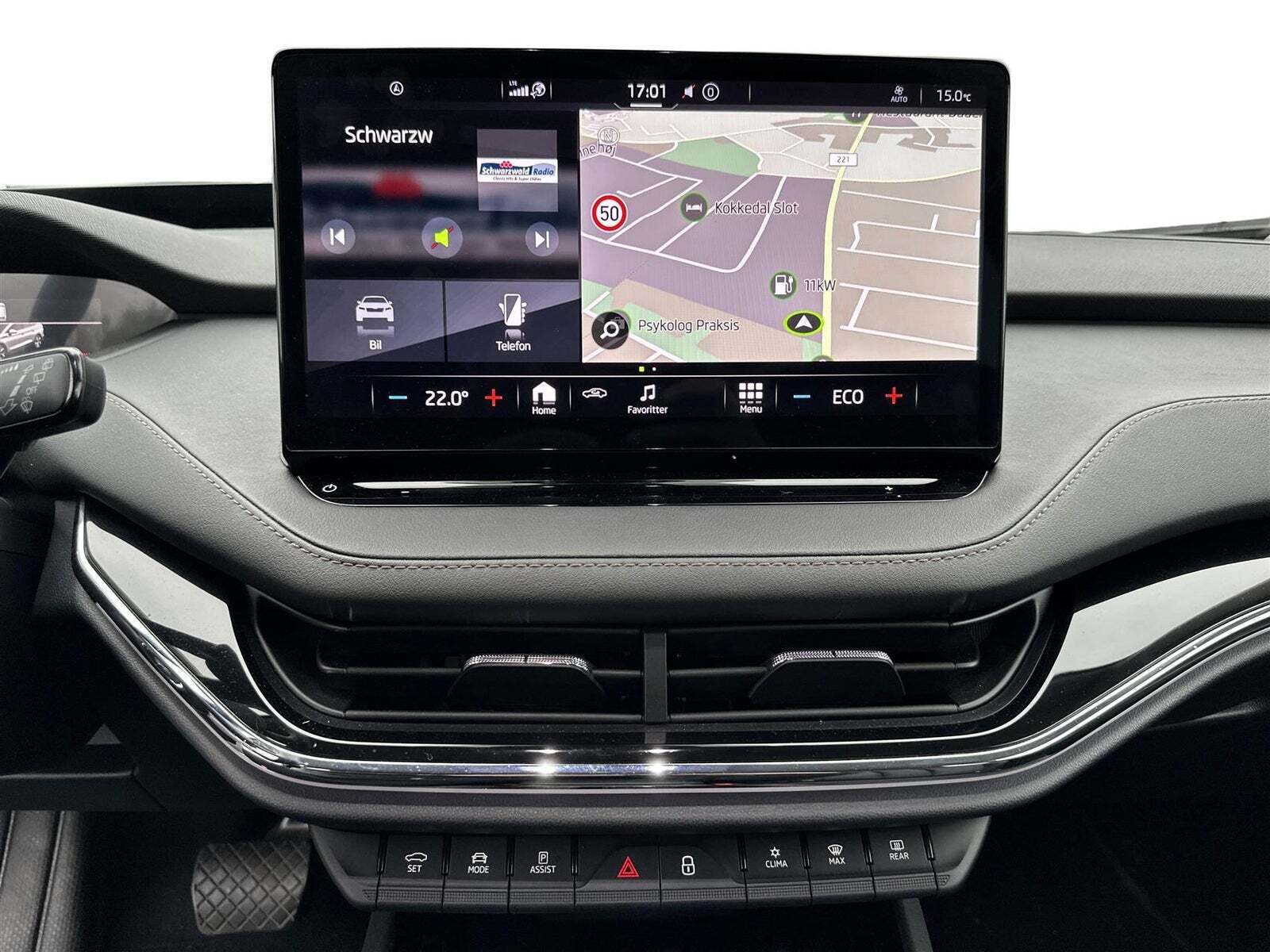 Hvid Skoda Enyaq fra 2021