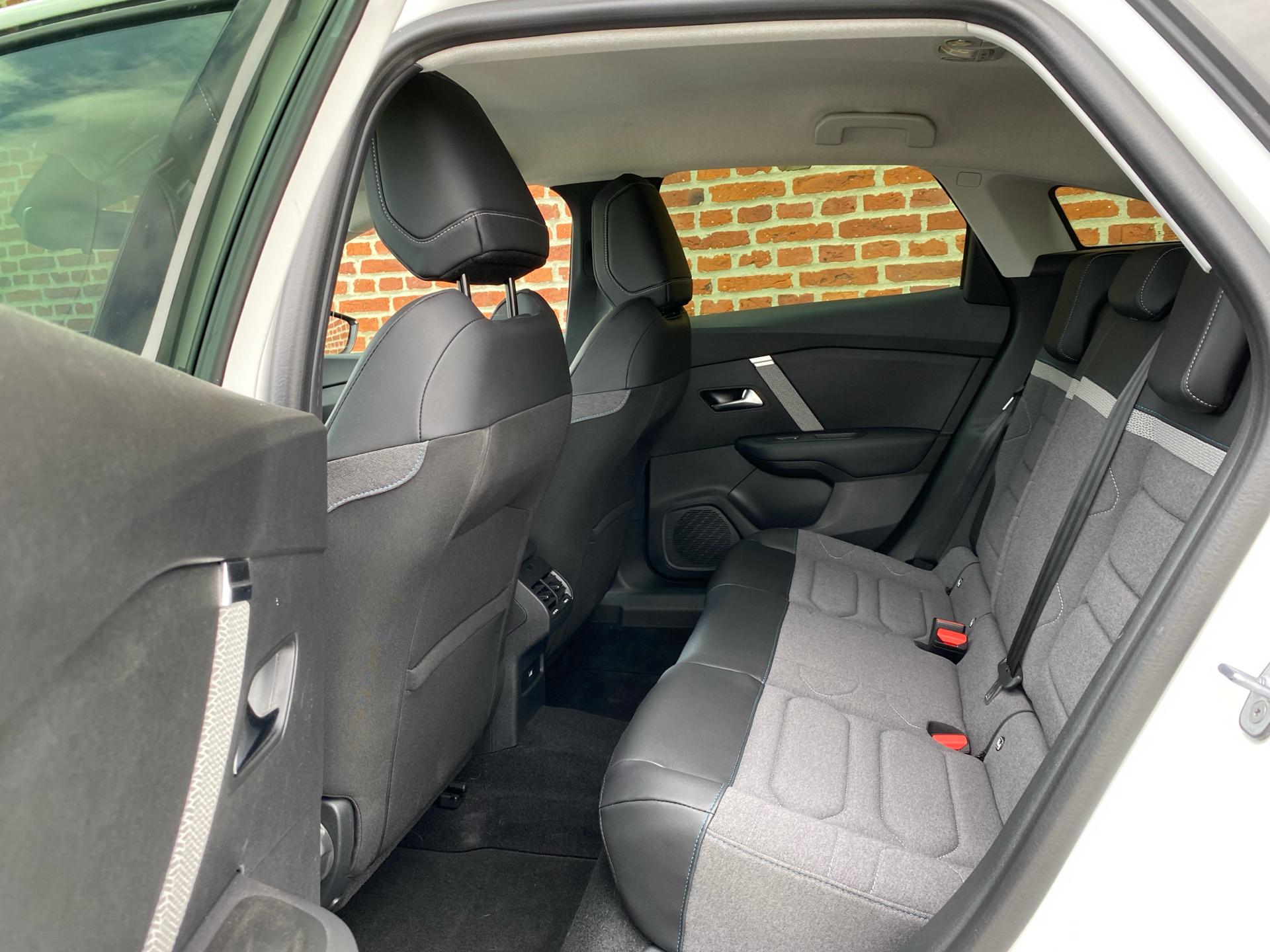 Citroën C4 1,2 PureTech Shine Ltd. EAT8 130HK 5d 8g Aut.