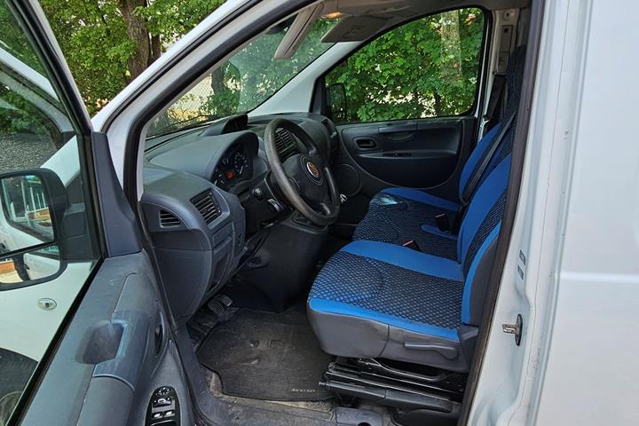 Hvid Fiat Fullback fra 2016