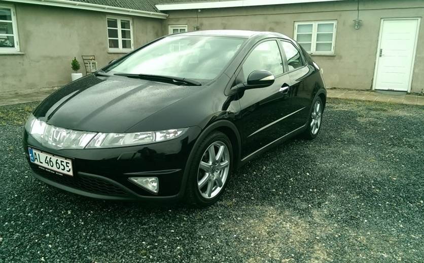 Honda Civic 1,8 1,8 Sport 140HK