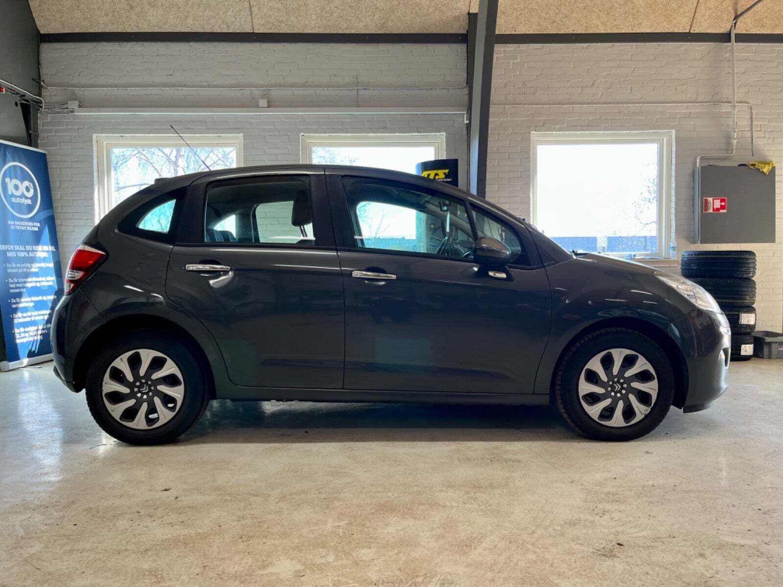 Grøn Citroën C3 fra 2014