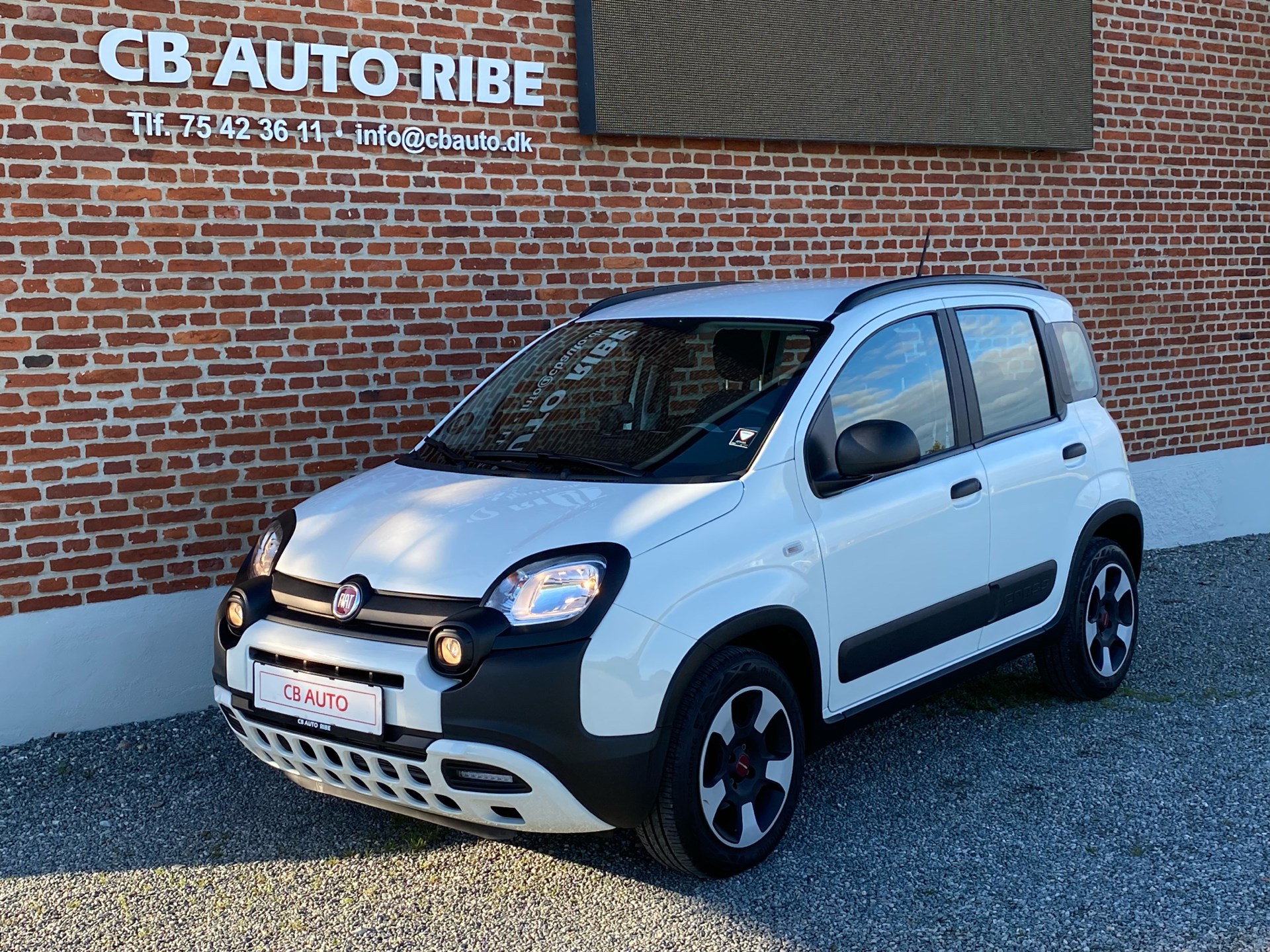 Guide til Fiat Panda 1.0 GSE Hybrid (Årgang 05/2022 - 07/2024)