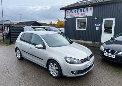 VW Golf VI 2,0 TDi 110 Comfortline