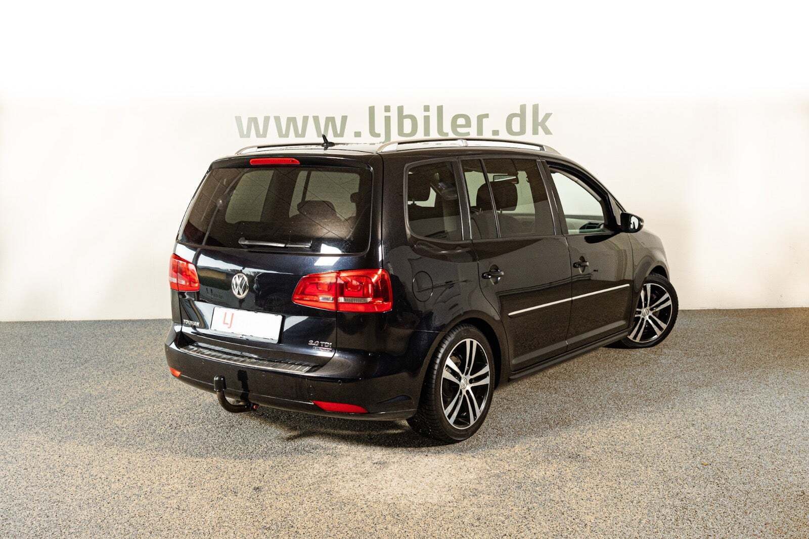 Sort VW Touran fra 2014