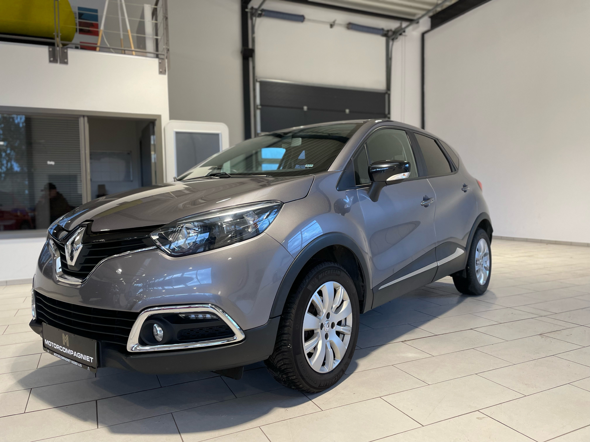 Sort Renault Captur fra 2017