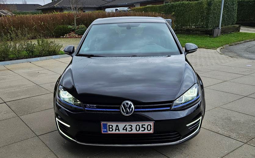 VW Golf VII 1,4 TSI HYBRID 204 DSG6 GTE