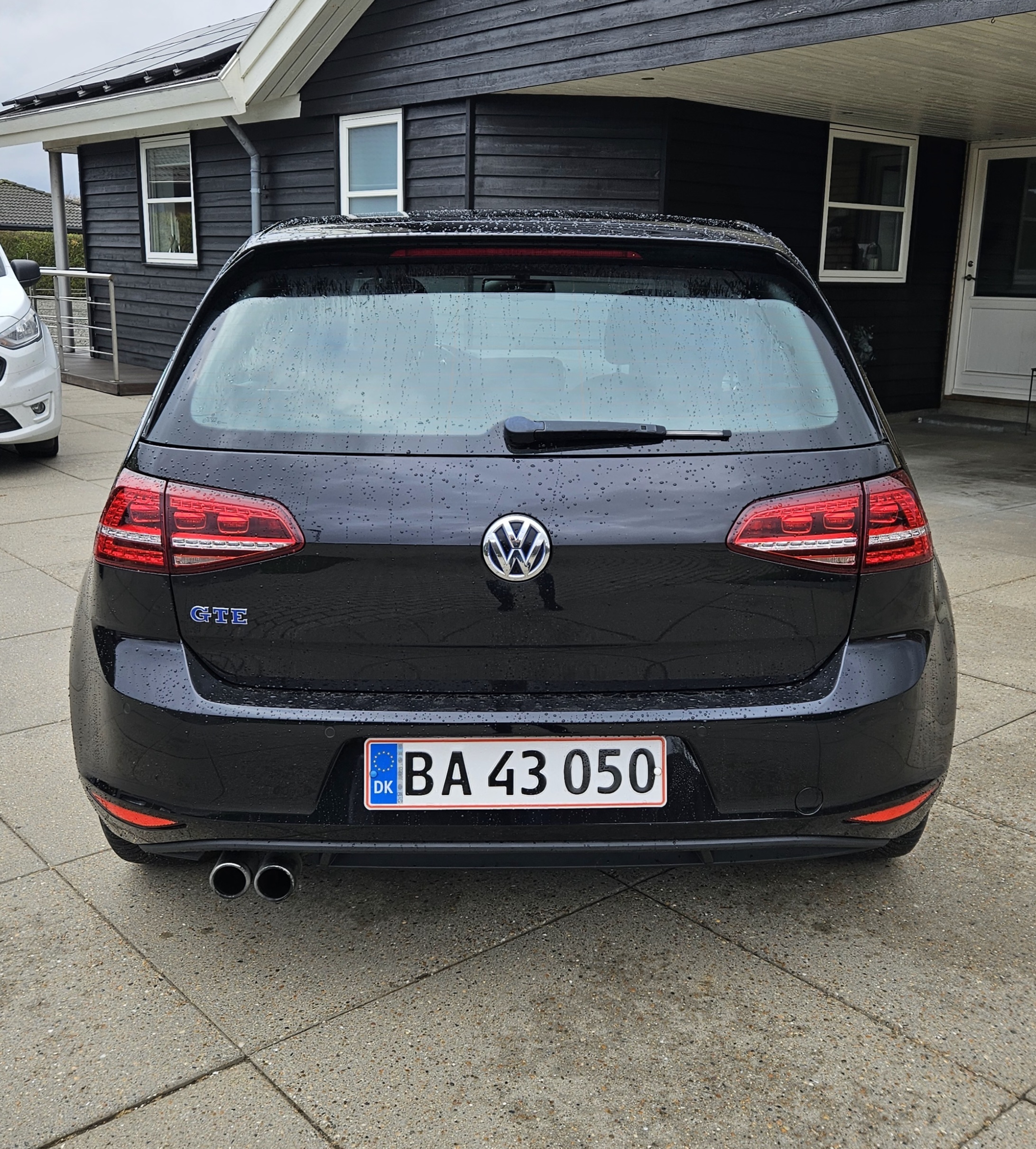 VW Golf VII 1,4 TSI HYBRID 204 DSG6 GTE