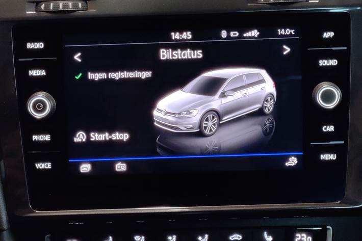 Grå VW Golf fra 2018