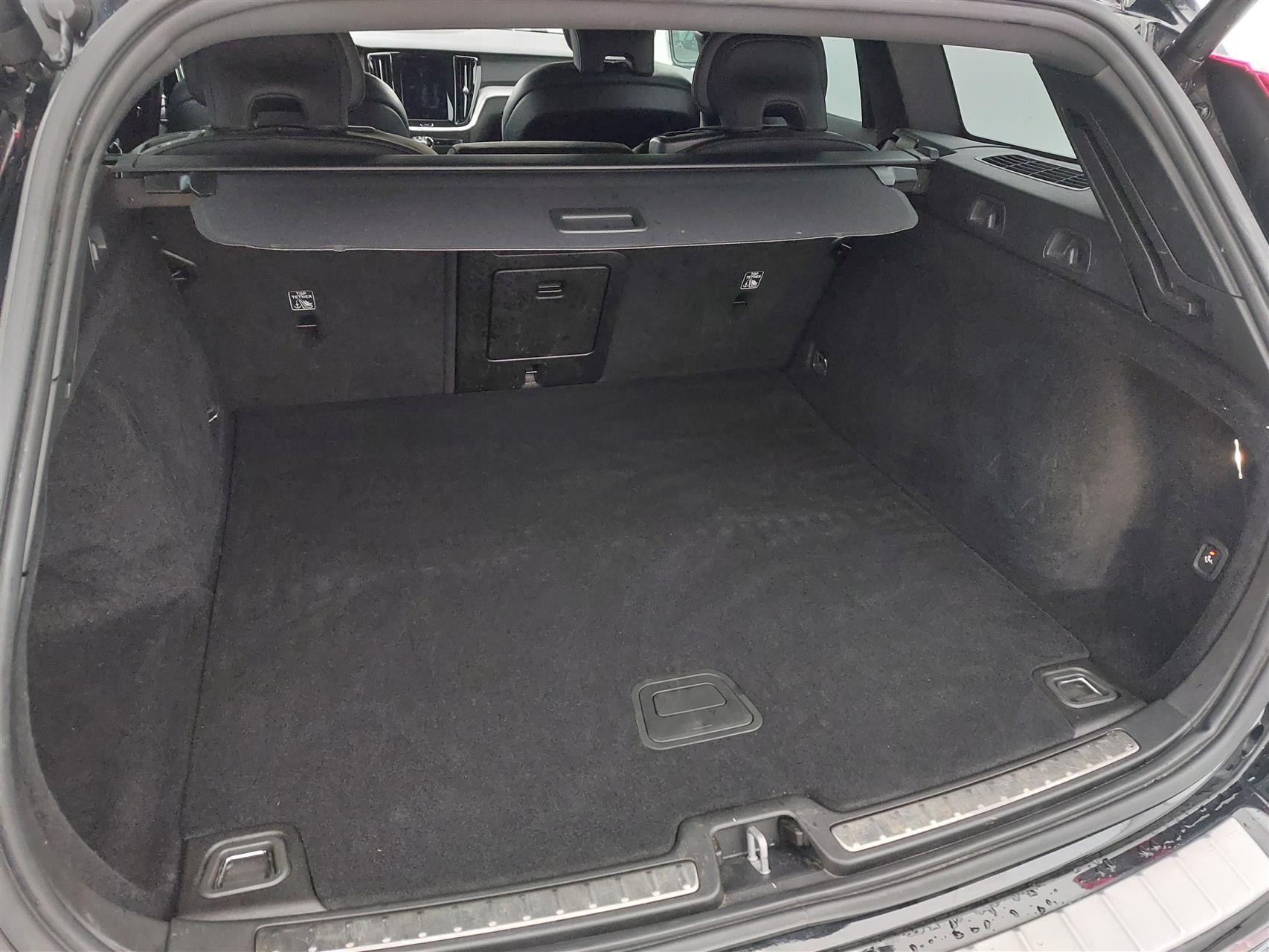 Sort Volvo V60 fra 2019