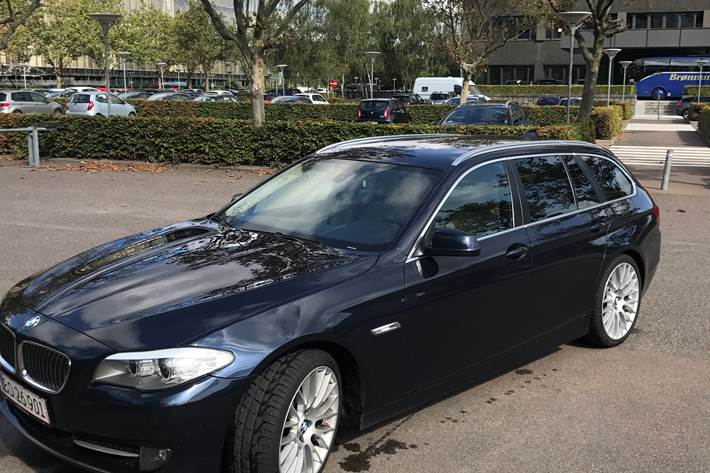 Blå BMW 501 fra 2011