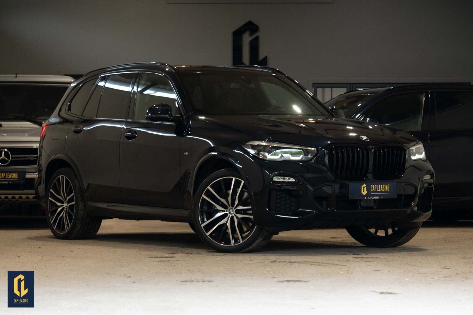 Sort BMW X5 fra 2021
