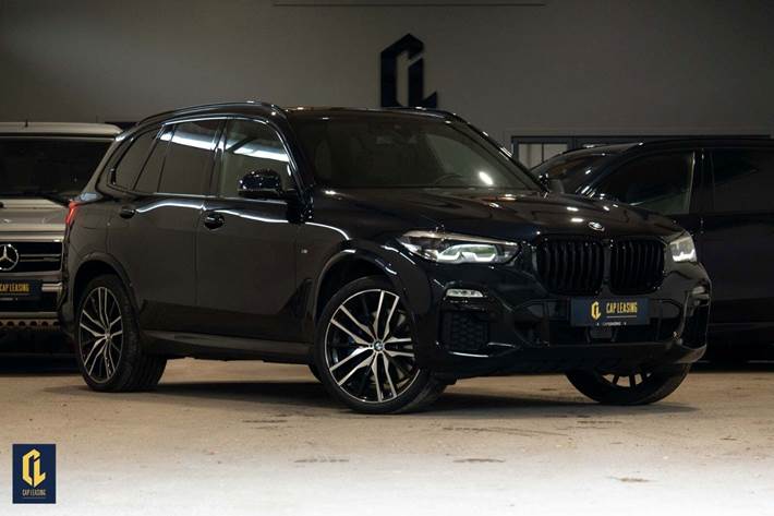 Sort BMW X5 fra 2021