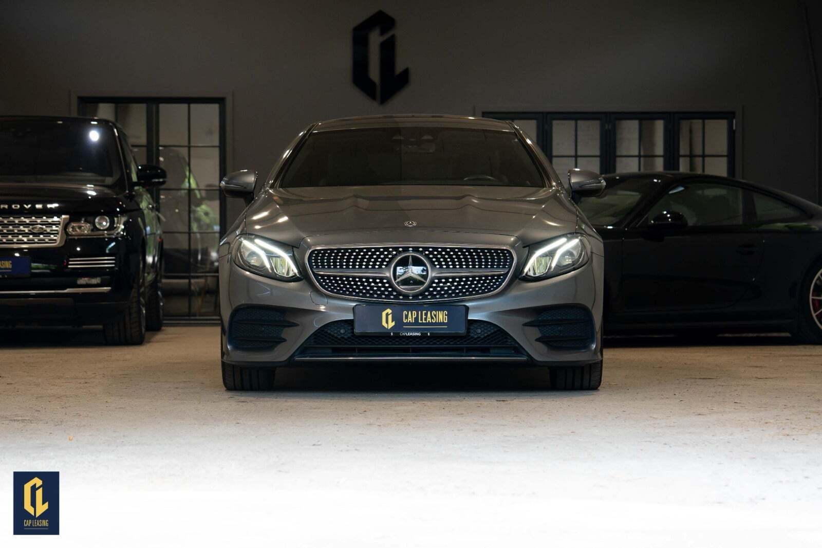 Grå Mercedes E350 d fra 2018