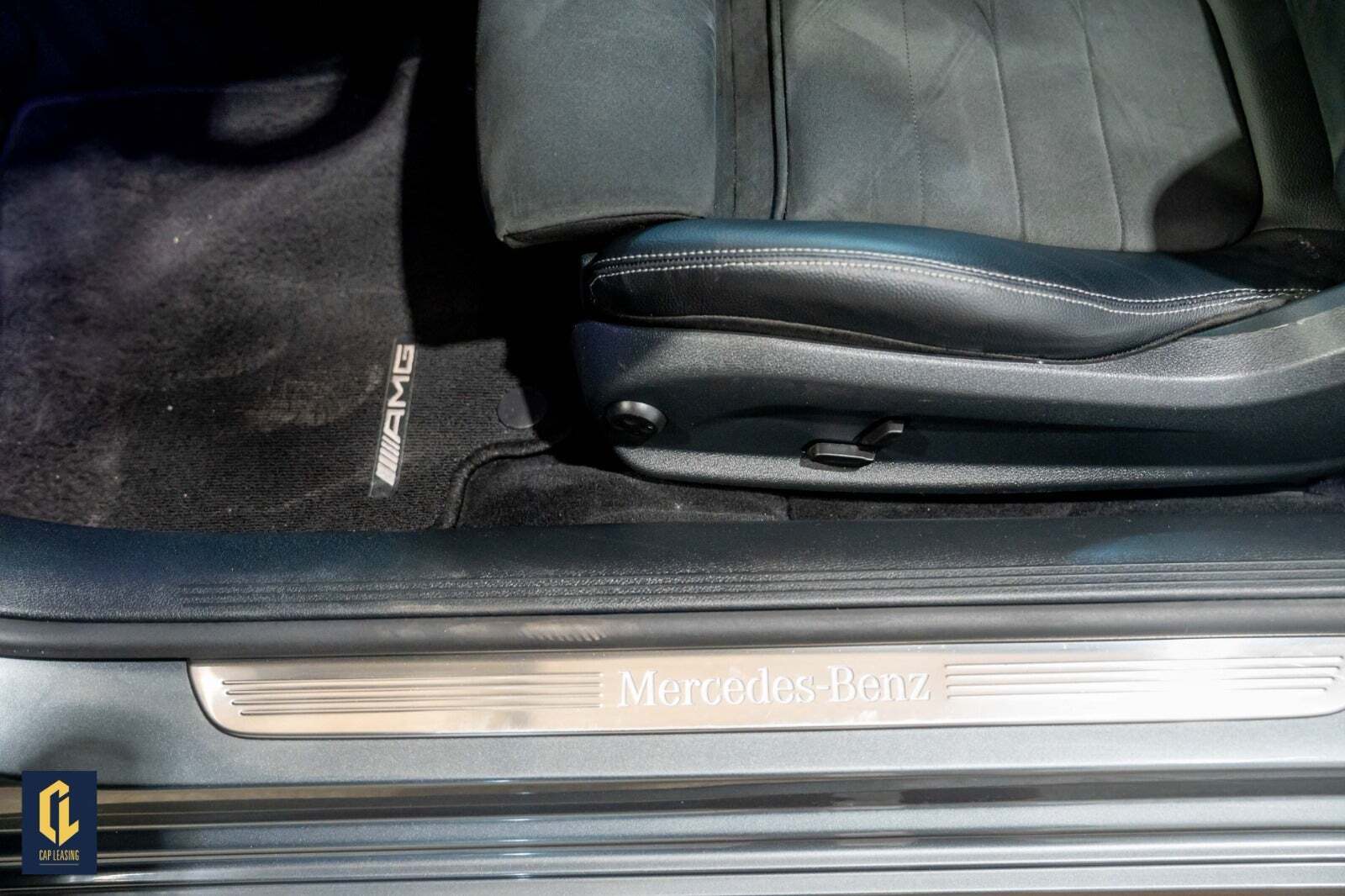 Grå Mercedes E350 d fra 2018