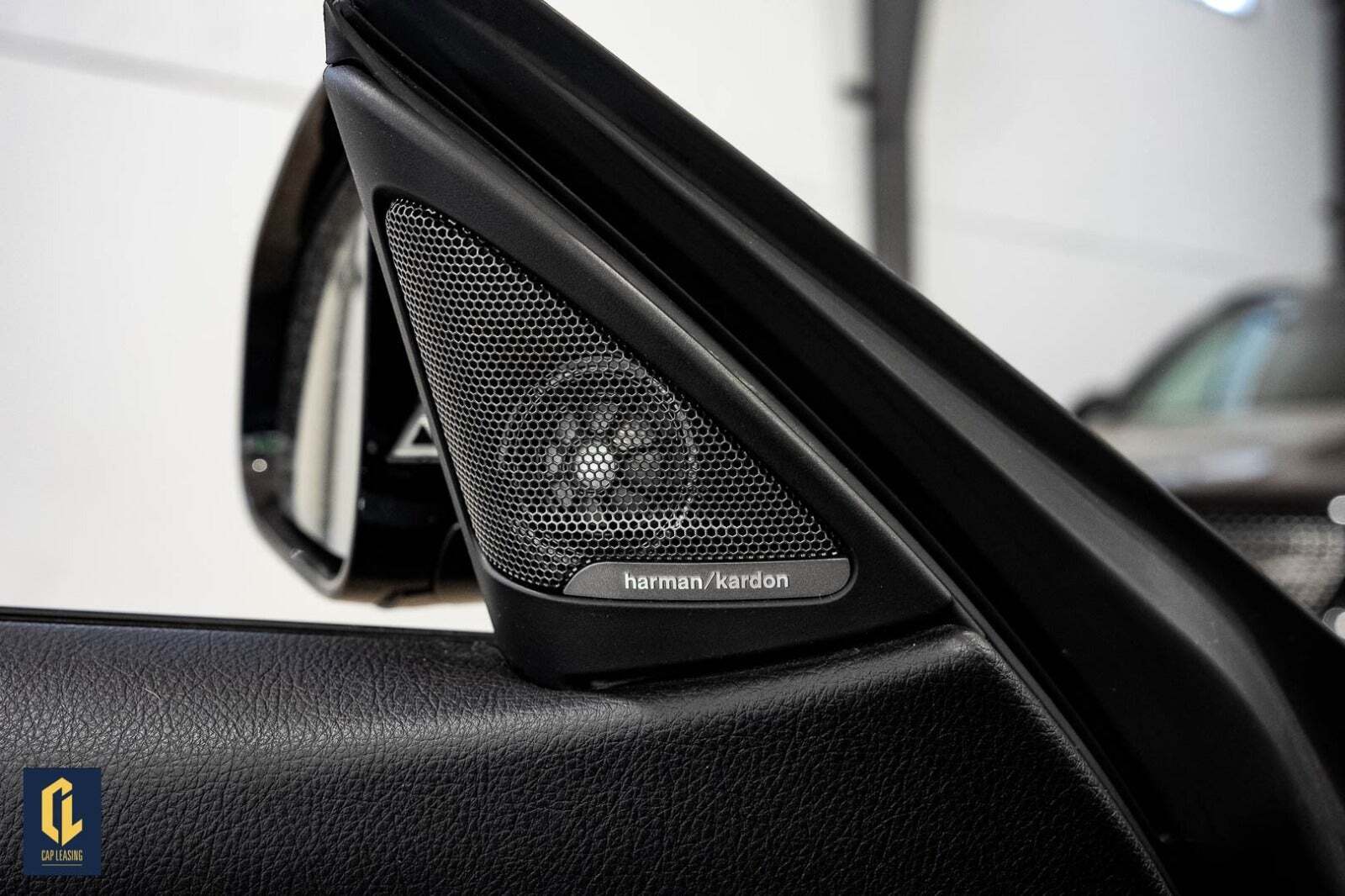 Grå BMW M4 fra 2019