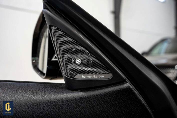 Grå BMW M4 fra 2019