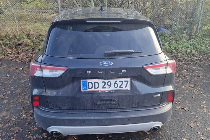 Sort Ford Kuga fra 2020