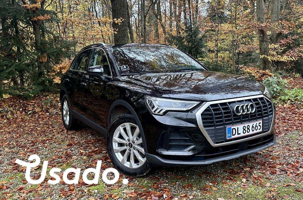 Grå Audi Q3 fra 2023