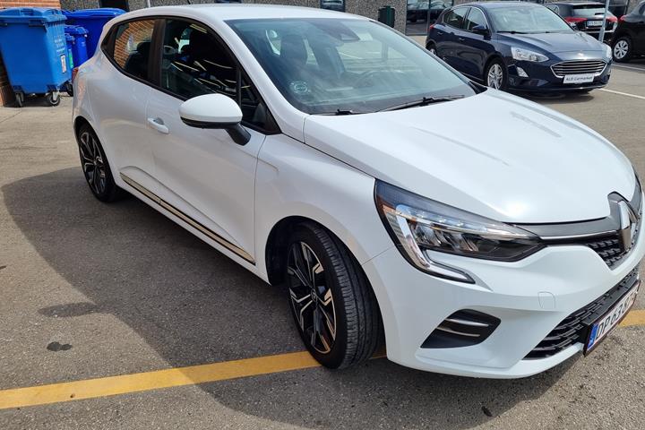Hvid Renault Clio fra 2021