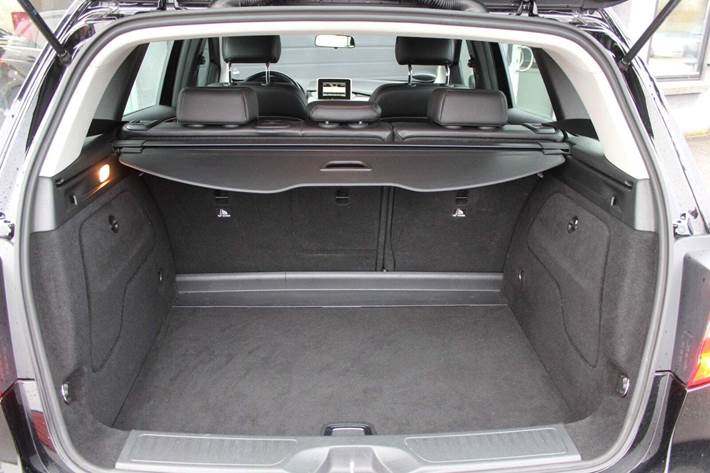 Sort Mercedes B160 fra 2014 set indefra